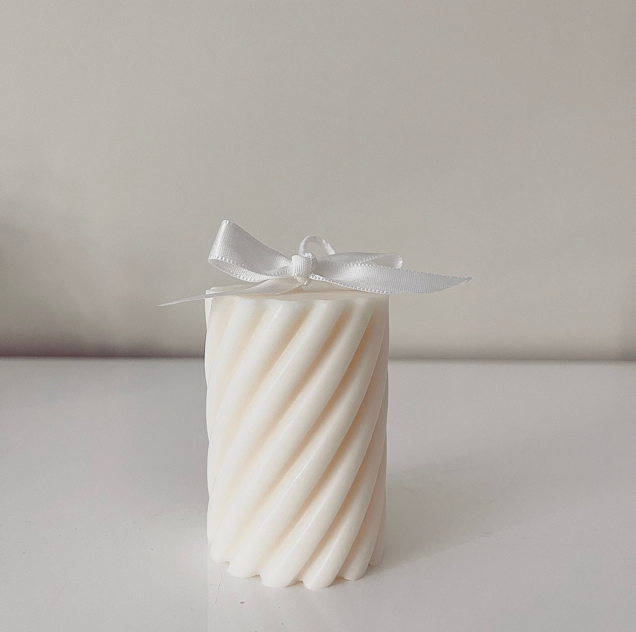 Swirl (Small Candle)